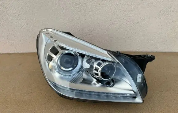 Mercedes-Benz SLK R172 Headlight/headlamp A1728202661