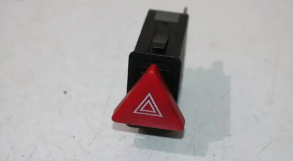 Skoda Octavia Mk2 (1Z) Hazard light switch 1U0953235B