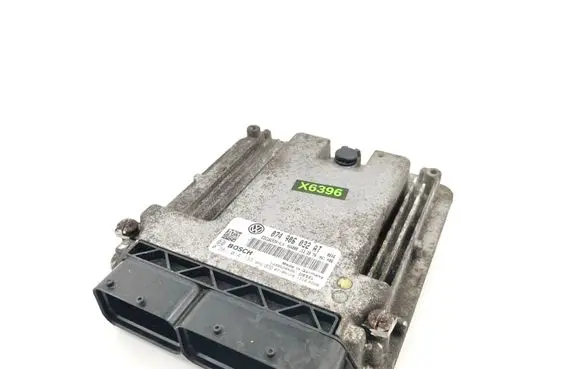Volkswagen Crafter Engine control unit/module 074906032AT 0281014133