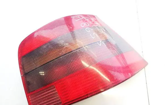 Volkswagen Golf IV Rear/tail lights 1j6945257