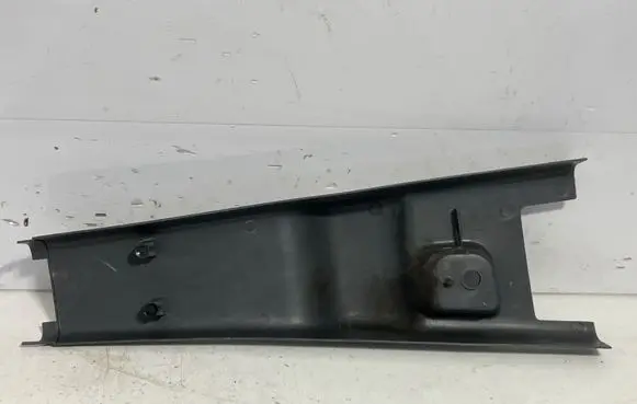 Iveco Daily 35.8 - 9 (B) pillar trim (bottom) 361000500 500314019 363000500