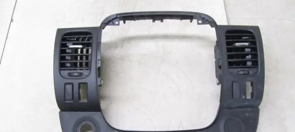 Renault Trafic III (X82) Radio/GPS head unit trim 682607479R