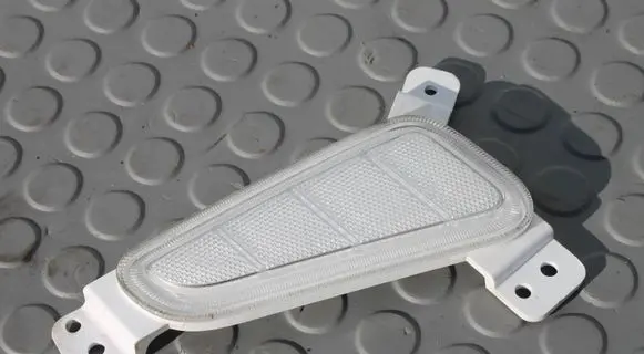 Hyundai Kona I Front reflector 92407-J9210-KONA 92407J9210