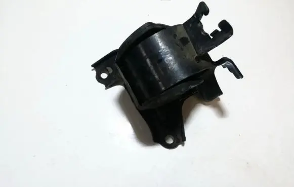 Hyundai Tucson JM Engine mount bracket 218322e000 21832-2e000