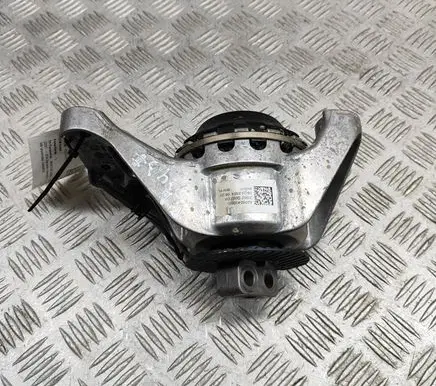 Mercedes-Benz C W206 Engine mount bracket A2062405601