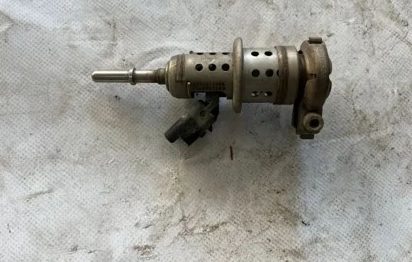 Citroen C4 Grand Picasso AdBlue injector 9801187080