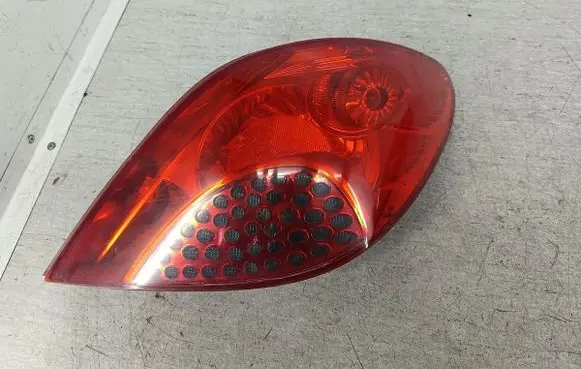 Peugeot 207 Rear/tail lights 