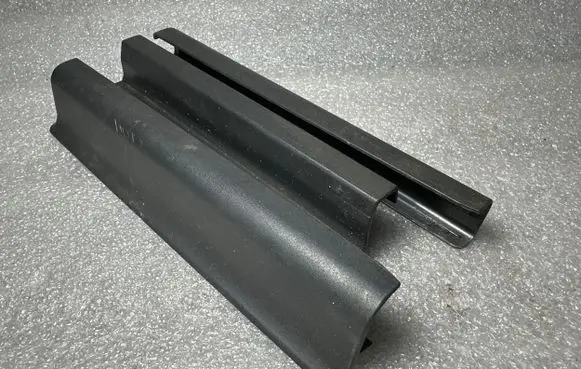 Audi A8 S8 D2 4D Sliding door rail trim 4D0881349C
