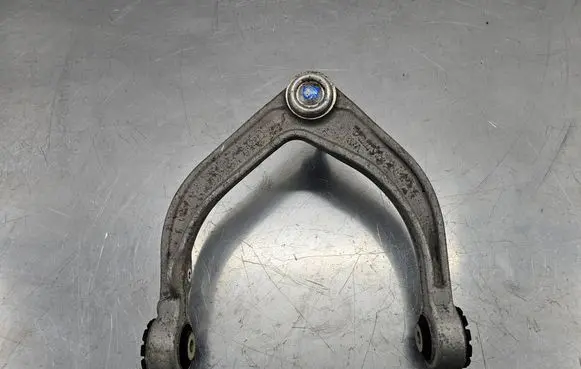 Volvo XC60 Front lower control arm/wishbone 31360630