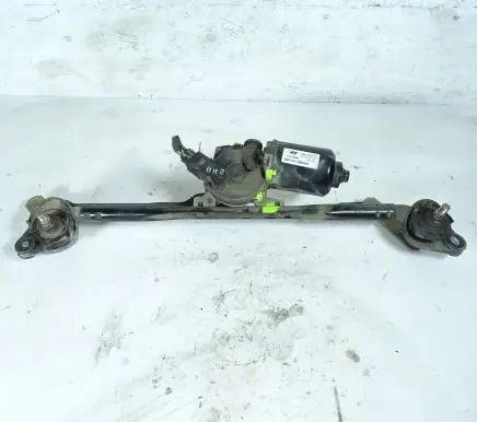 Hyundai Santa Fe Front wiper linkage and motor 98110-2B000