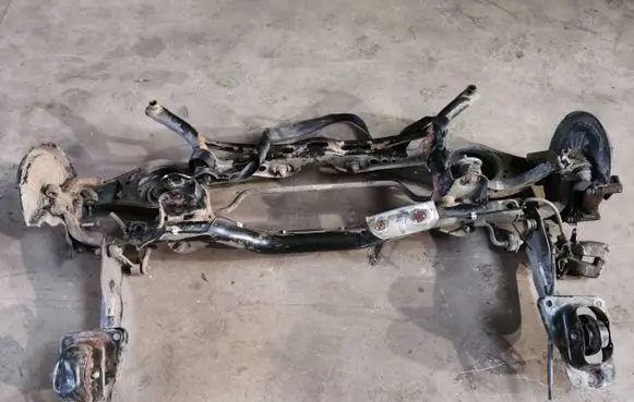 Volkswagen Golf V Rear subframe 1K0500051RM