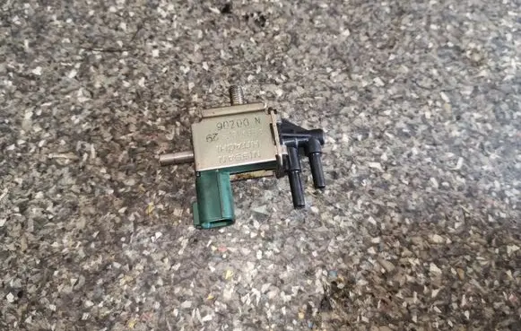 Nissan Almera Tino Turbo solenoid valve AESA123