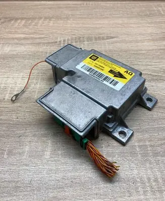 Opel Vectra C Airbag control unit/module 13118804