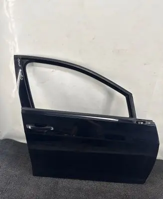 Volkswagen Golf VII Front door LC9X