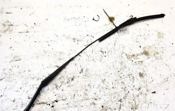 Ford Focus Front wiper blade arm