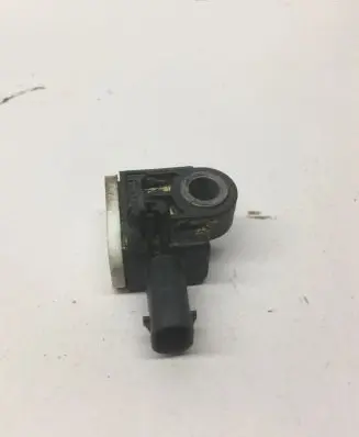 Mercedes-Benz ML W166 Airbag deployment crash/impact sensor A1668210151 56054085AA