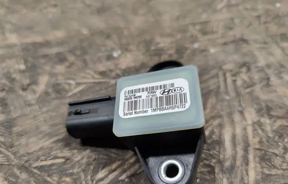 KIA Optima Airbag deployment crash/impact sensor 959201M200