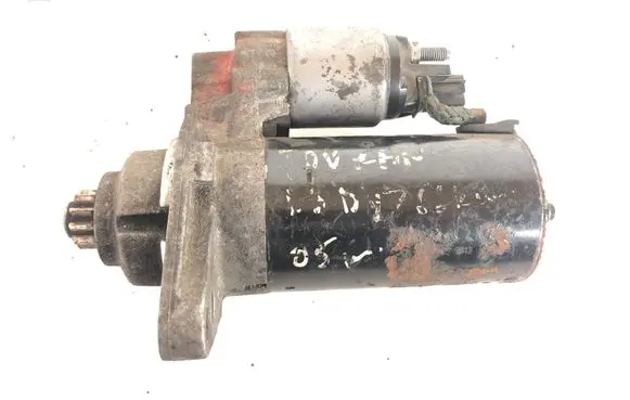 Volkswagen Touran I Starter motor