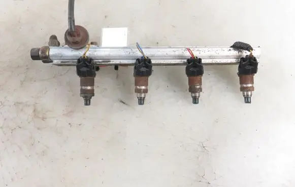 Honda Civic Fuel main line pipe 