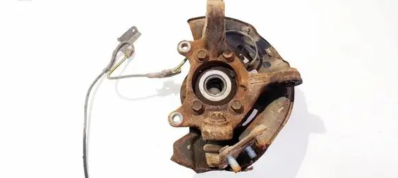 Toyota Verso Front wheel hub