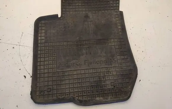 Volkswagen Golf IV Front floor mat 