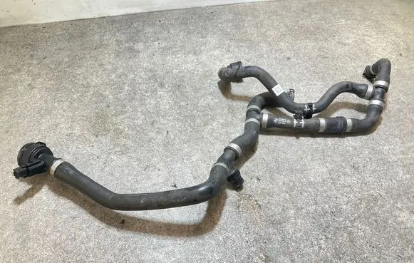 BMW iX3 Engine coolant pipe/hose 8743384 20073510
