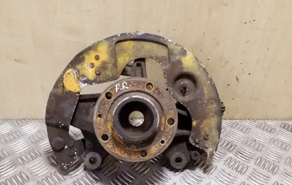 Citroen C4 Grand Picasso Front wheel hub