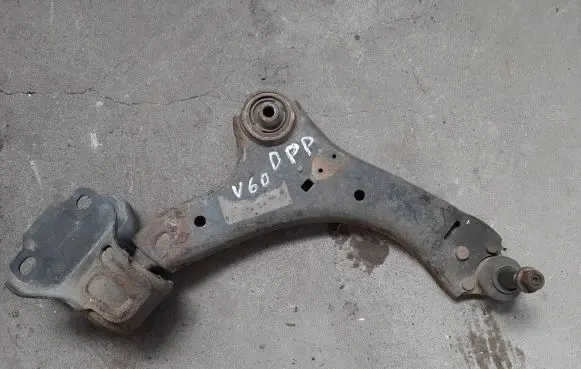 Volvo V60 Front lower control arm/wishbone