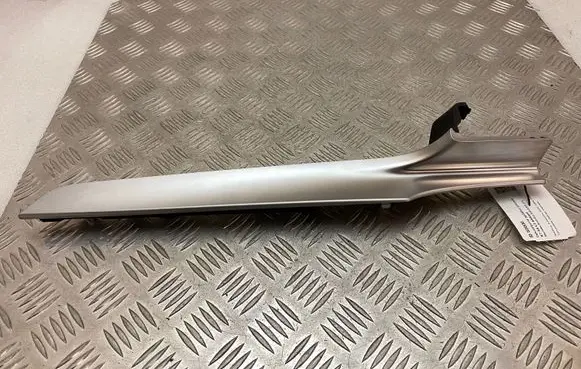 Mercedes-Benz GLC X253 C253 Dashboard glove box trim A2536809500