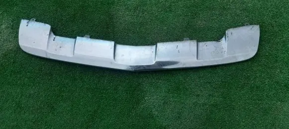 Mercedes-Benz R W251 Front bumper lip A2518853123