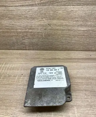 Volkswagen Transporter - Caravelle T5 Airbag control unit/module 1C0909605A 5WK43122