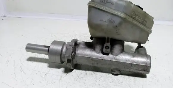 Ford Mondeo Mk III Master brake cylinder 0204021768