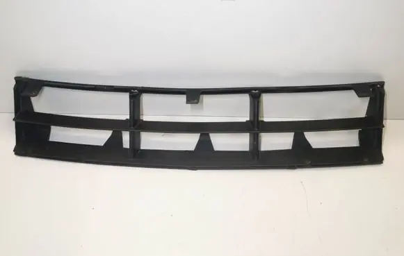 BMW 5 E39 Front bumper lower grill 8235671 51118235671