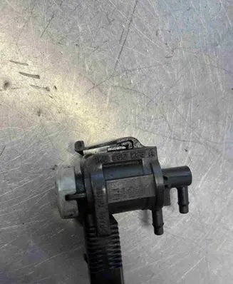 Audi A3 S3 8L Turbo solenoid valve 1k0906283