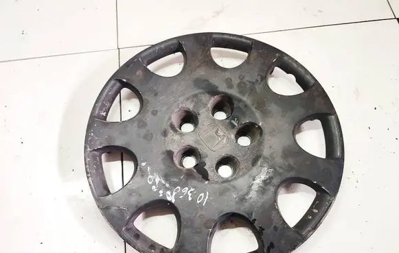 Honda FR-V R16 wheel hub/cap/trim 44733sjde00 44733-sjd-e00