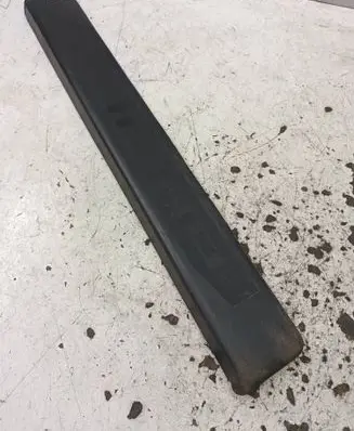 Chevrolet Camaro Front sill trim cover 26291