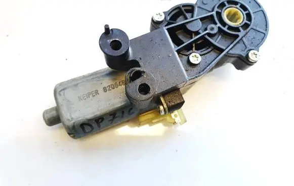 Dodge Magnum Seat adjustment motor 0390203213 82064808-4