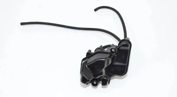 BMW 5 G30 G31 G38 Vacuum air tank 8581292 8570591 11658581292