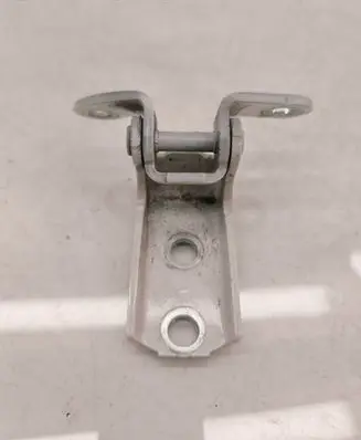 Toyota C-HR I Rear door upper hinge ES03