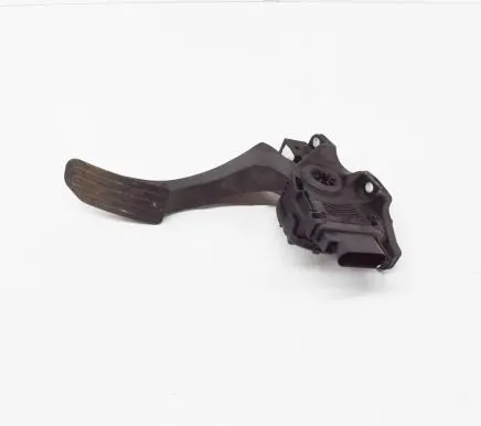 Volvo XC60 Accelerator throttle pedal 31329060