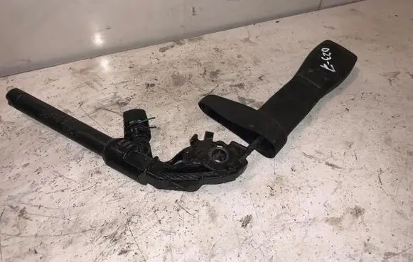 Volvo V50 Front seatbelt 7199590 D237