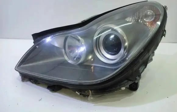 Mercedes-Benz CLS C219 Headlight/headlamp