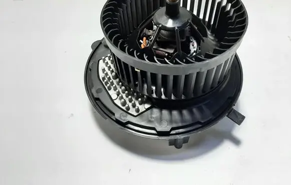 Volkswagen Golf VII Heater fan/blower 5Q1819021H 5Q0907521C