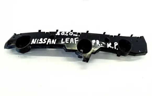 Nissan Leaf II (ZE1) Front bumper mounting bracket 622255SK0A