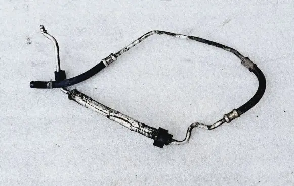 Power steering hose/pipe/line