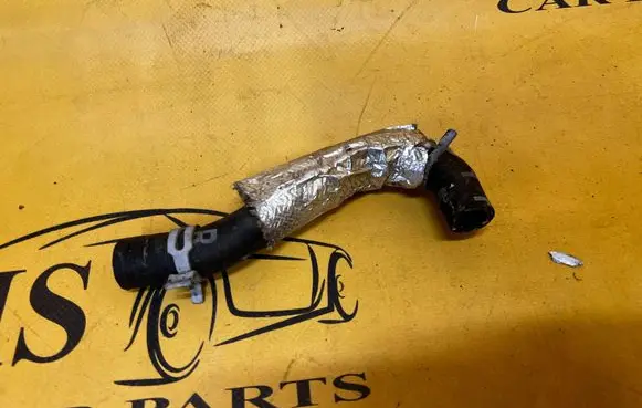 Porsche Panamera (970) Engine coolant pipe/hose 97057273800