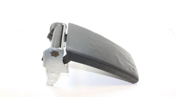 Volkswagen PASSAT CC Armrest
