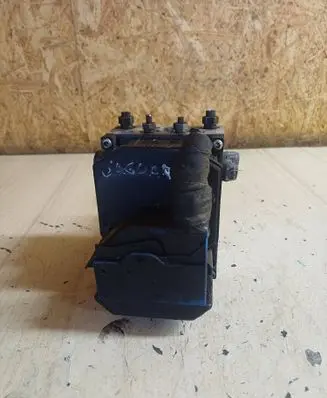 Jaguar X-Type ABS Pump 4X432C405EC