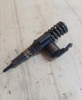 Audi A3 S3 8P Fuel injector 03G130073G