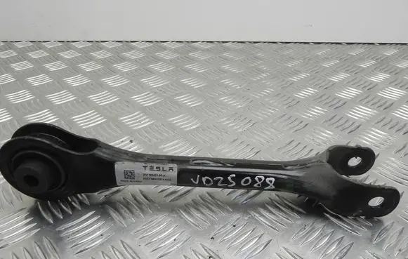 Tesla Model Y Rear control arm 118842100A
